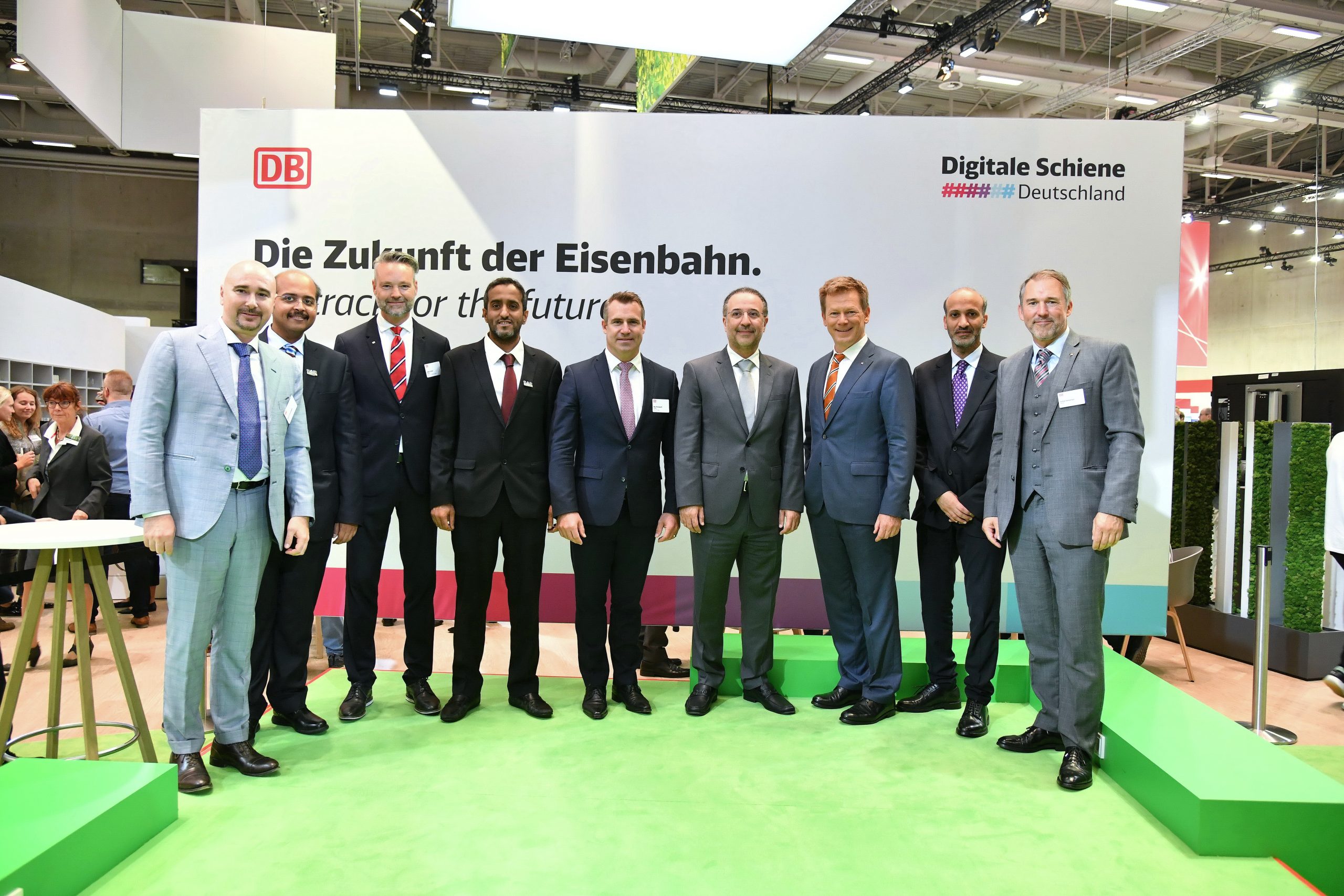 InnoTrans 2022_group picture Saudi-Arabia at DB booth